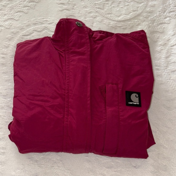 Gently Loved Women’s Carhartt Burgundy Hooded Jacket - Picture 13 of 14